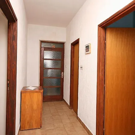 With Parking Space Bilo, Primosten - 4662 شقة زابوريتش