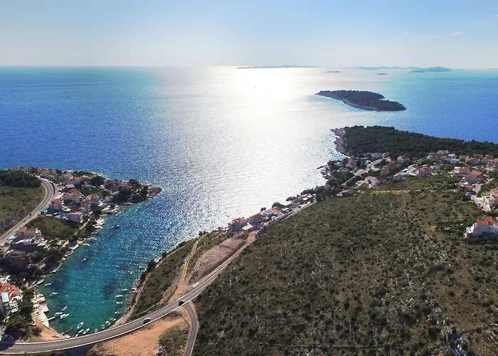 With Parking Space Bilo, Primosten - 4662 *